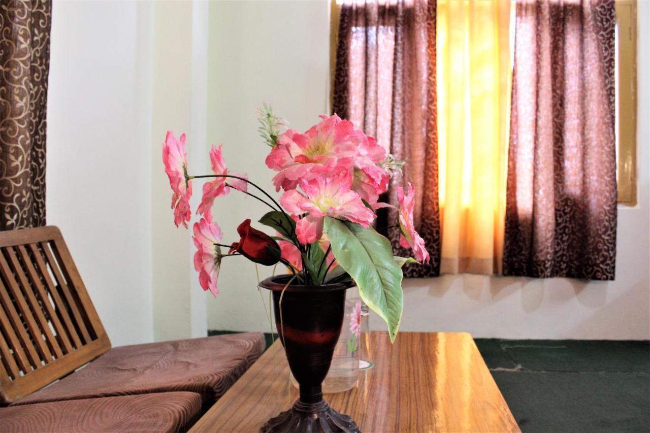 Hotel Ocean Inn มะนาลี ภายนอก รูปภาพ